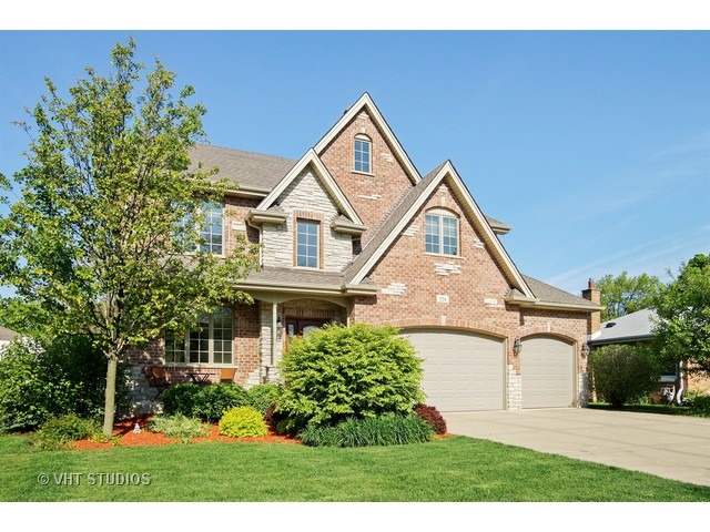 524 Spring St, Roselle, IL 60172 photo 1