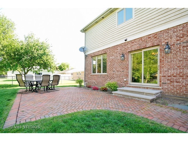 524 Spring St, Roselle, IL 60172 photo 24