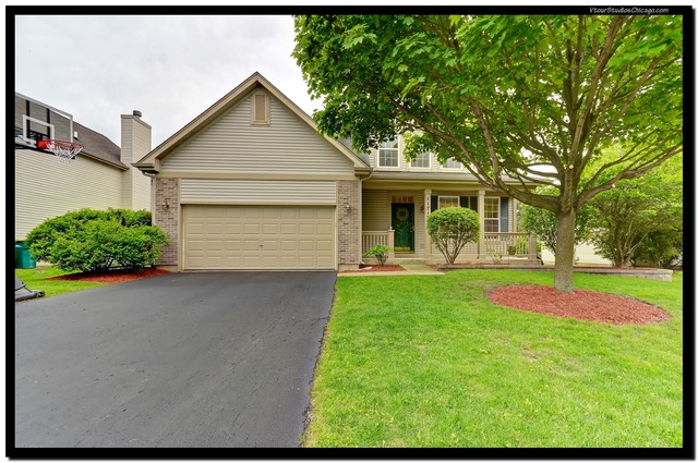 11715 S Derby Ln, Plainfield, IL 60585 photo 1