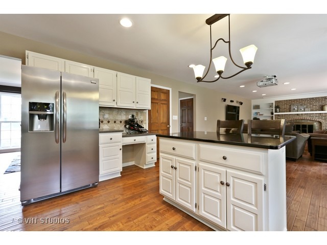 103 Danada Dr, Wheaton, IL 60189 photo 5