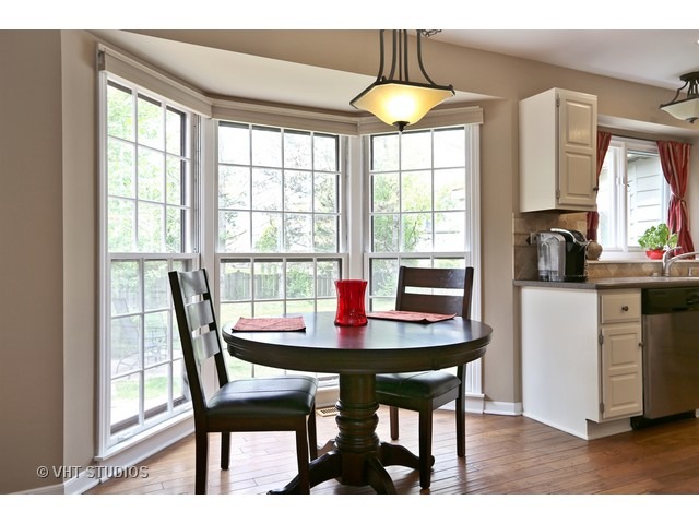 103 Danada Dr, Wheaton, IL 60189 photo 6