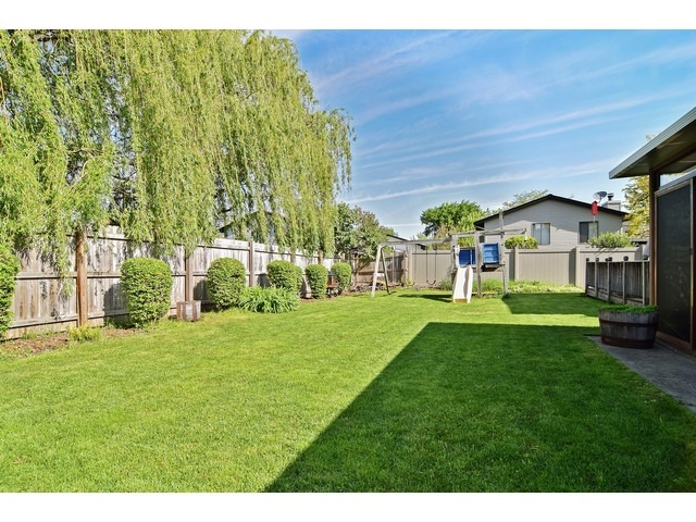 982 E Valleyview Dr, Bartlett, IL 60103 photo 15