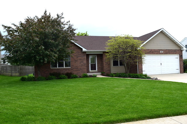 908 Catherine Glen Dr, Minooka, IL 60447 photo 1