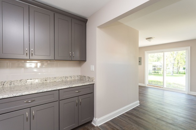 5824 Huron St, Berkeley, IL 60163 photo 9