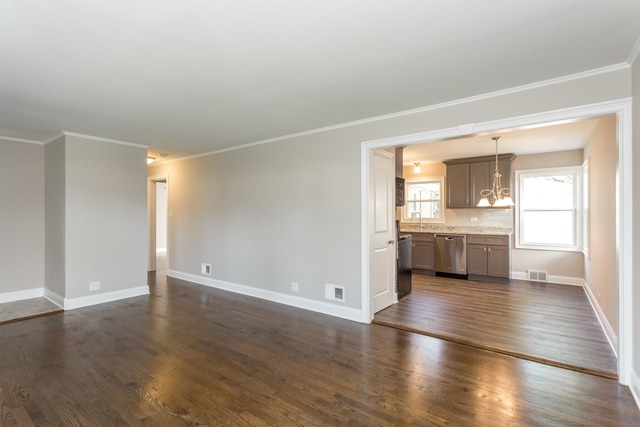 5824 Huron St, Berkeley, IL 60163 photo 5