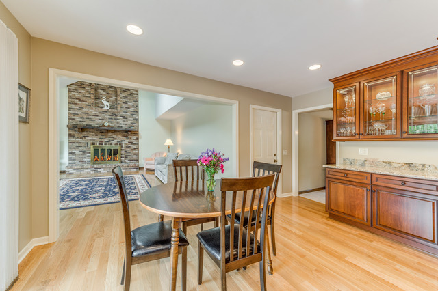 1406 E Gartner Rd, Naperville, IL 60540 photo 6
