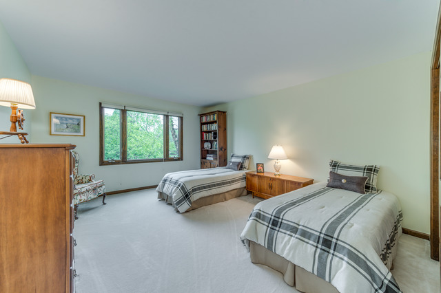 1406 E Gartner Rd, Naperville, IL 60540 photo 17