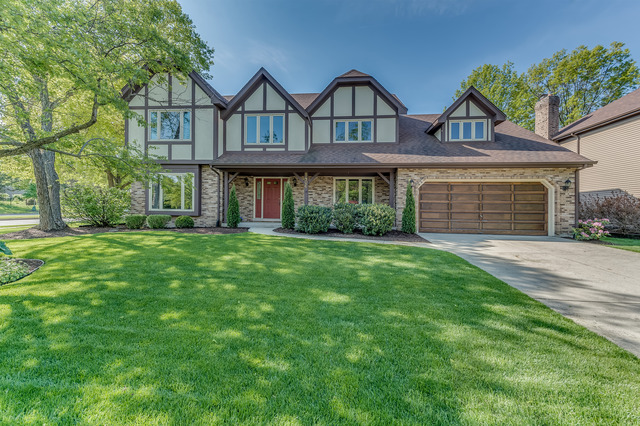 1406 E Gartner Rd, Naperville, IL 60540 photo 1