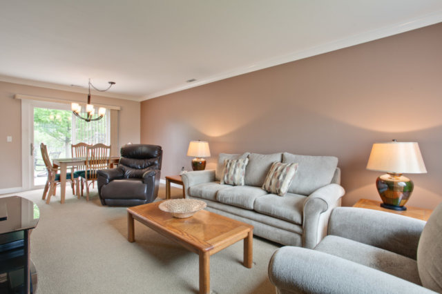 436 Pacific Ct, Wheeling, IL 60090 photo 7