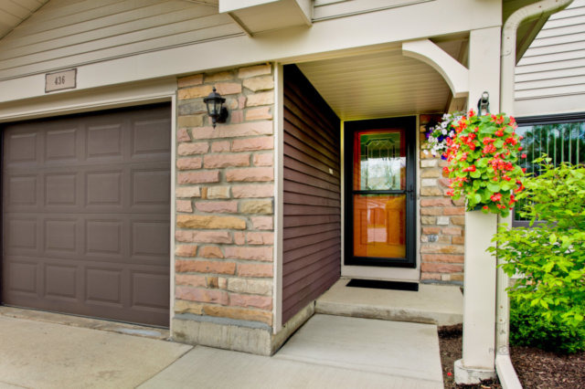 436 Pacific Ct, Wheeling, IL 60090 photo 4