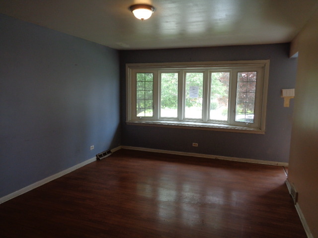 5441 S 73rd Ave, Summit, IL 60501 photo 2