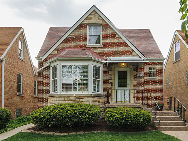 5650 N Mango Ave, Chicago, IL 60646 photo 1