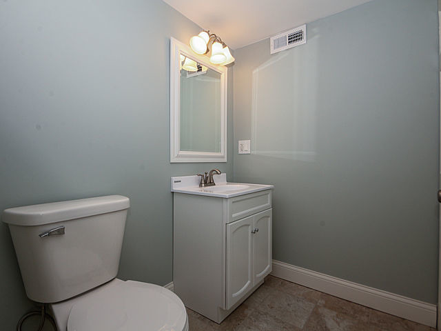 5650 N Mango Ave, Chicago, IL 60646 photo 19