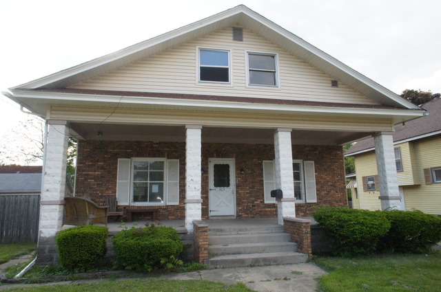 607 Hinman St, Aurora, IL 60505 photo 1
