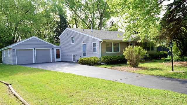 1761 Gary Ave, Aurora, IL 60505 photo 1