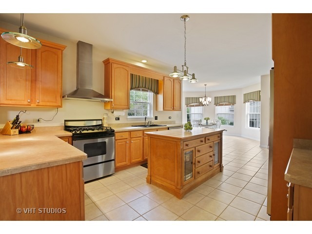 1190 White Chapel Ln, Algonquin, IL 60102 photo 5