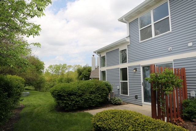 282 Wildspring Ct, Itasca, IL 60143 photo 3