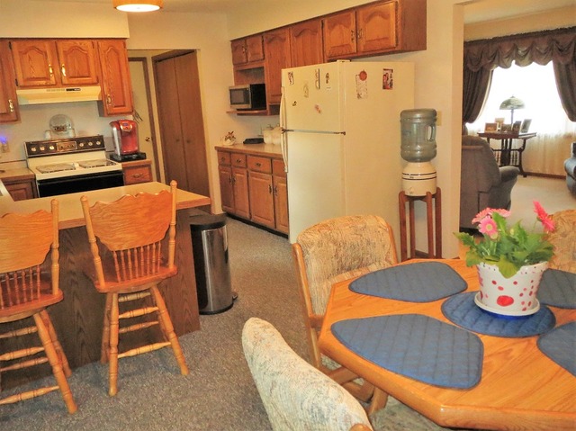 13 E Oak St, Amboy, IL 61310 photo 4