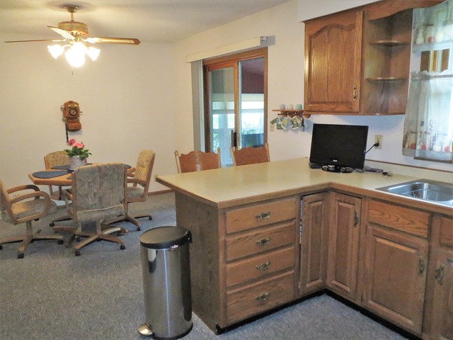 13 E Oak St, Amboy, IL 61310 photo 6
