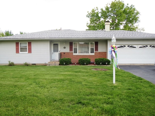 13 E Oak St, Amboy, IL 61310 photo 1