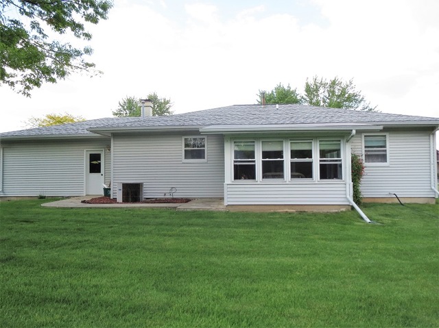 13 E Oak St, Amboy, IL 61310 photo 13