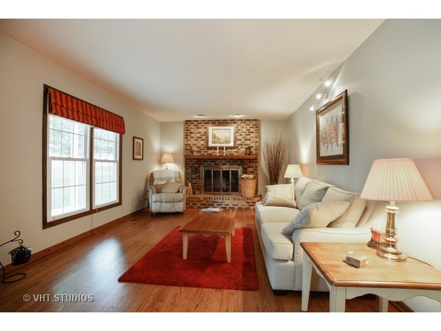 2605 Pebblebrook Ln, Rolling Meadows, IL 60008 photo 10
