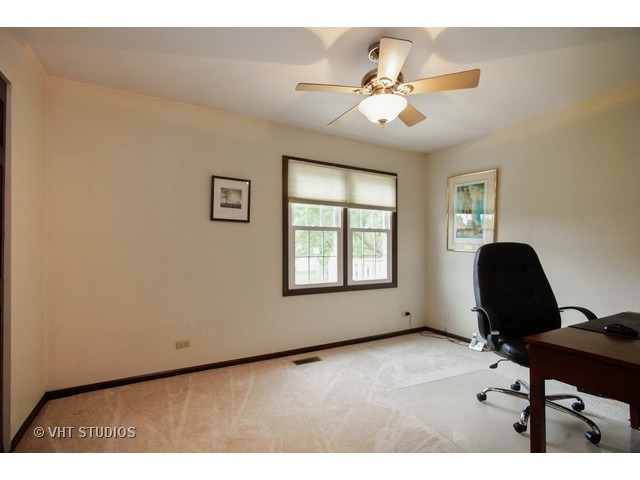 2605 Pebblebrook Ln, Rolling Meadows, IL 60008 photo 11