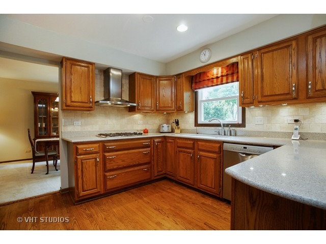 2605 Pebblebrook Ln, Rolling Meadows, IL 60008 photo 6