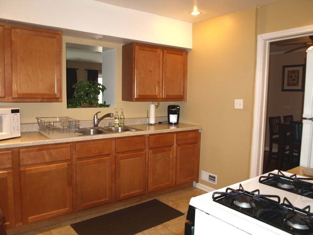 3330 W 83rd Pl, Chicago, IL 60652 photo 7