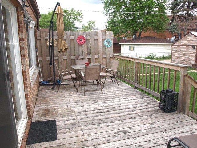 3330 W 83rd Pl, Chicago, IL 60652 photo 18