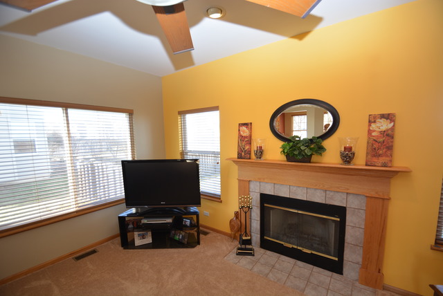 2356 Shiloh Dr, Aurora, IL 60503 photo 7