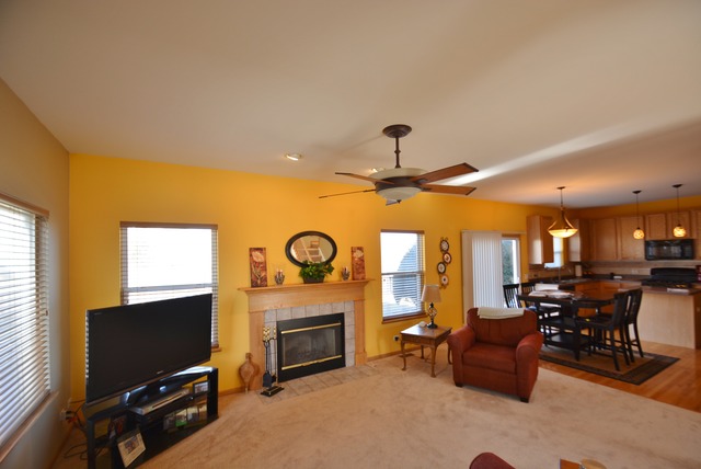 2356 Shiloh Dr, Aurora, IL 60503 photo 5