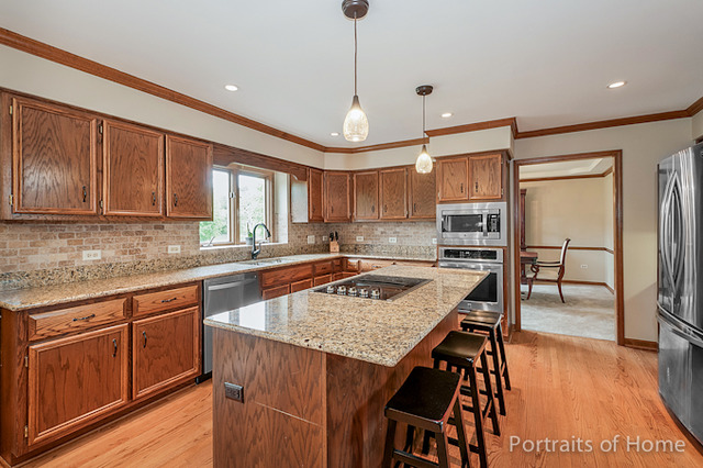 1404 Saranell Ave, Naperville, IL 60540 photo 5