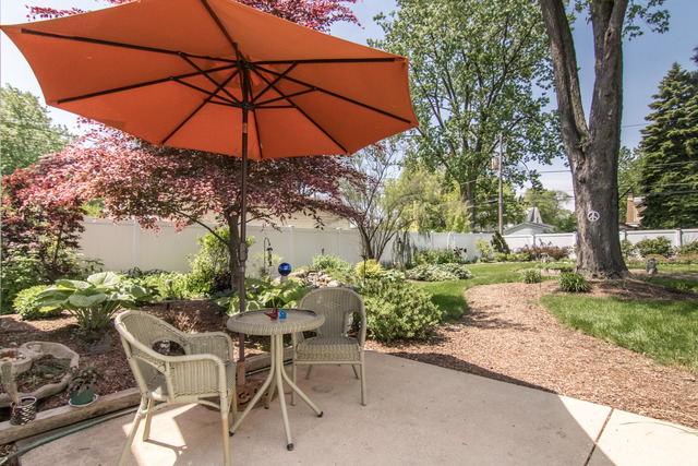 3104 Patton Dr, Des Plaines, IL 60018 photo 18