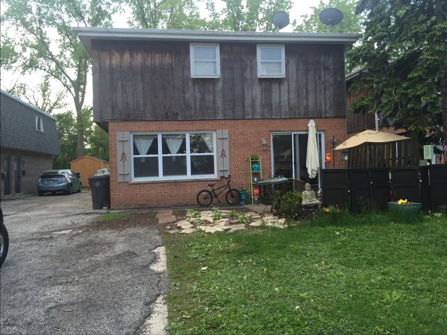 8699 Circle Dr, Brookfield, IL 60513 photo 1