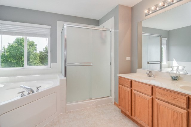 339 Berkeley Dr, Bolingbrook, IL 60440 photo 14