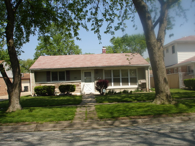 17153 Greenbay Ave, Lansing, IL 60438 photo 1