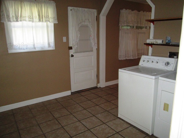 17153 Greenbay Ave, Lansing, IL 60438 photo 8