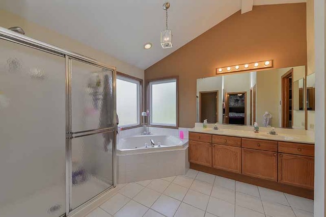 2280 Cedar Point Ct, Elgin, IL 60123 photo 12