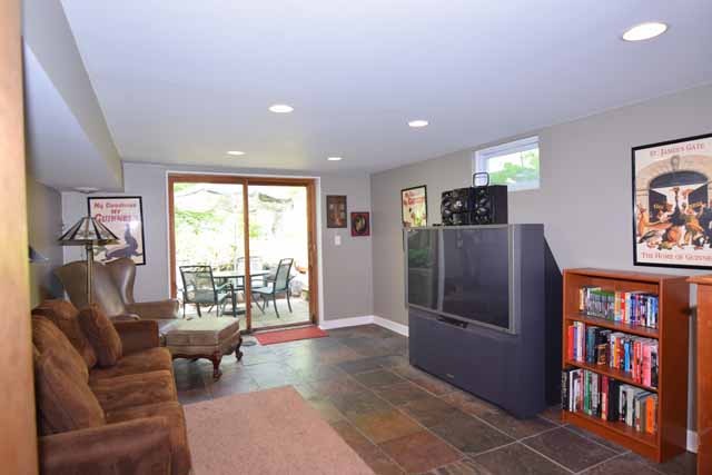 901 Roger St, Algonquin, IL 60102 photo 13
