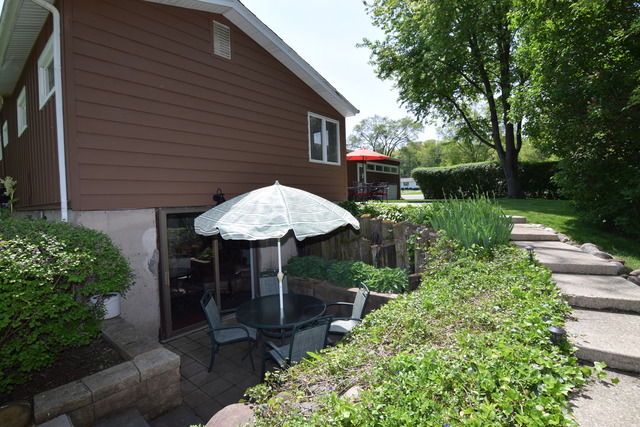 901 Roger St, Algonquin, IL 60102 photo 17