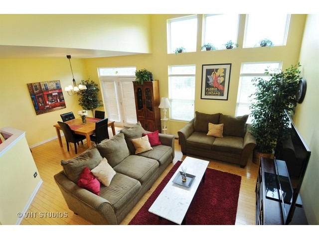 2405 Reflections Dr, Aurora, IL 60502 photo 5