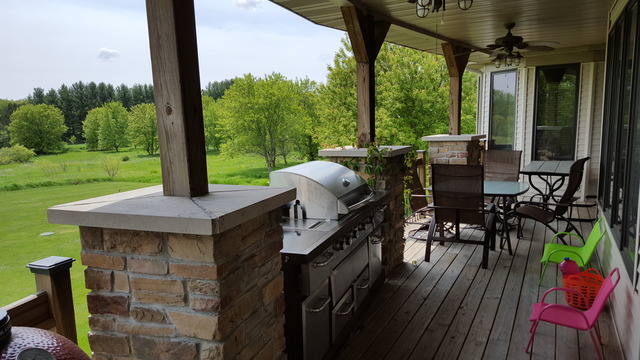 8897 Overlook Dr, Roscoe, IL 61073 photo 16