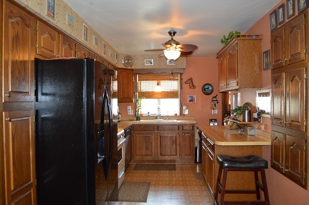 995 Ruth Dr, Elgin, IL 60123 photo 6