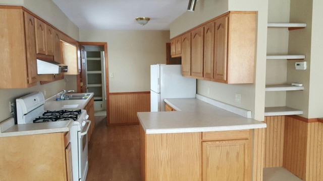 207 E 9th St, Rock Falls, IL 61071 photo 2