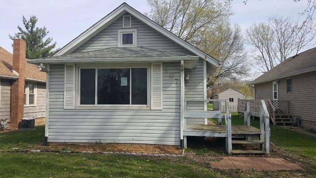207 E 9th St, Rock Falls, IL 61071 photo 1