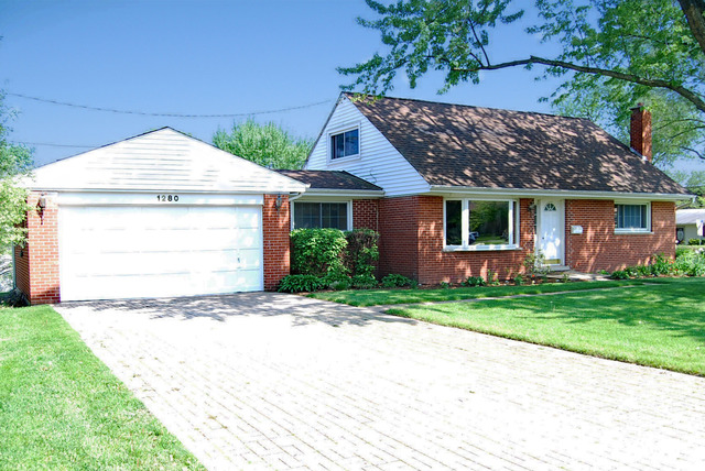 1280 Anthony Rd, Wheeling, IL 60090 photo 1