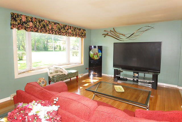 1280 Anthony Rd, Wheeling, IL 60090 photo 4