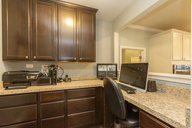 295 Monument Rd, Elgin, IL 60124 photo 12
