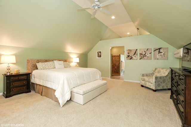 132 E Pierce St, Elburn, IL 60119 photo 8